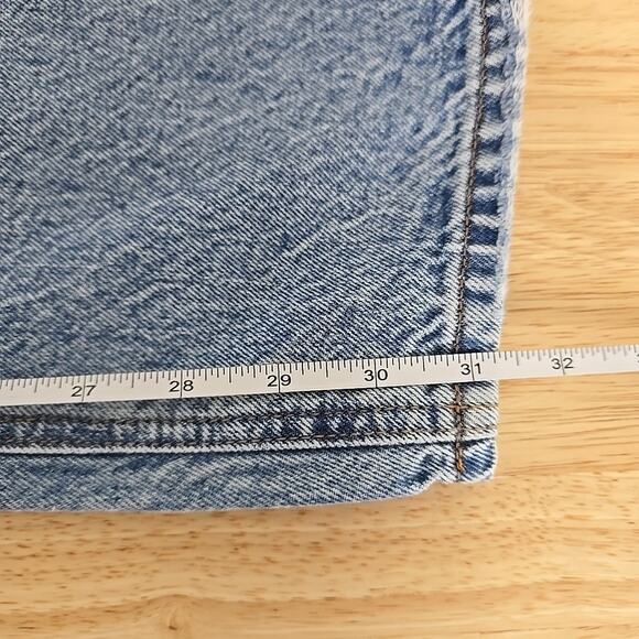 Revice Straight Leg Distressed Denim Jeans Size 28 Light Wash Button Fly Cotton - Picture 7 of 8